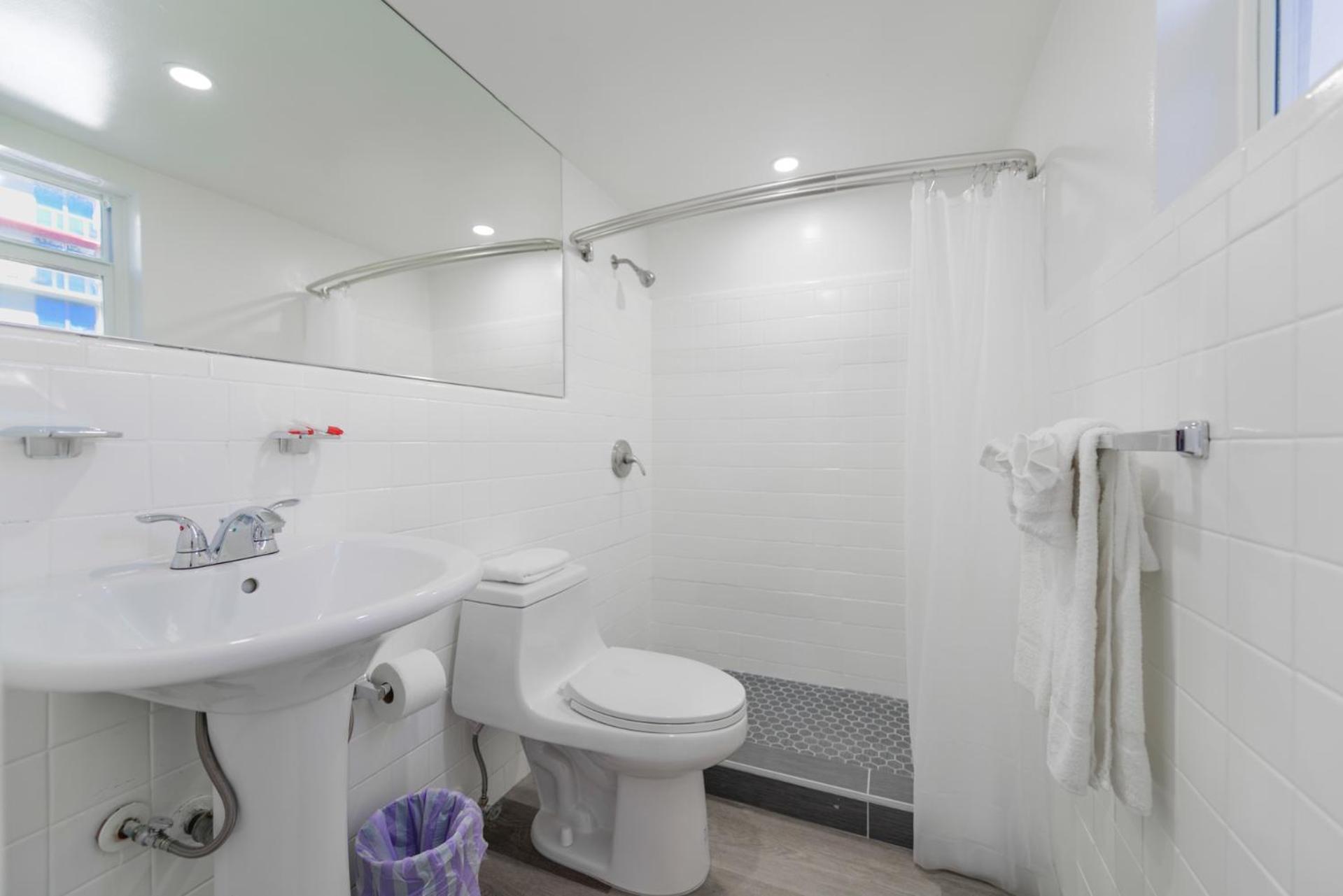 Fantastic Studio At The Beach With Parking&Pool - M43 Холивуд Екстериор снимка